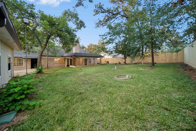 1807 Kimwood Ln, Tyler, TX 75703