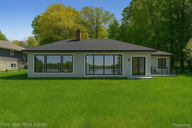 3162 Crescent Beach Road, Manistee, MI 49660