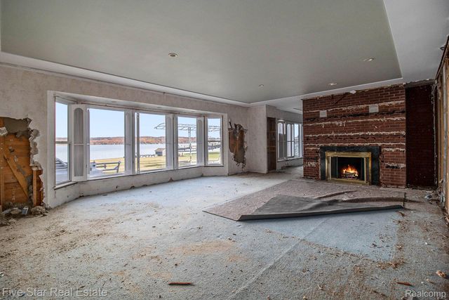 3162 Crescent Beach Road, Manistee, MI 49660