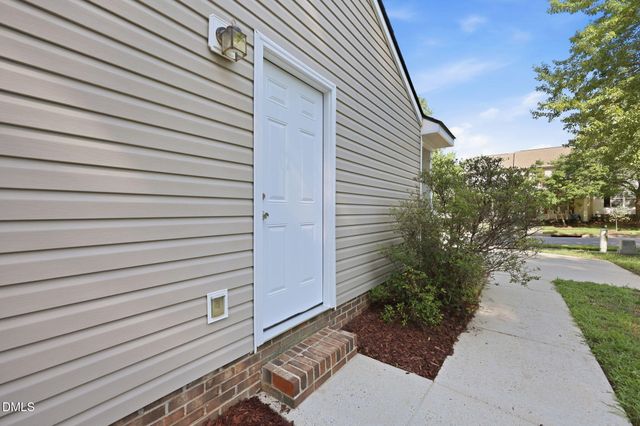 208 Highgate Circle, Wake Forest, NC 27587