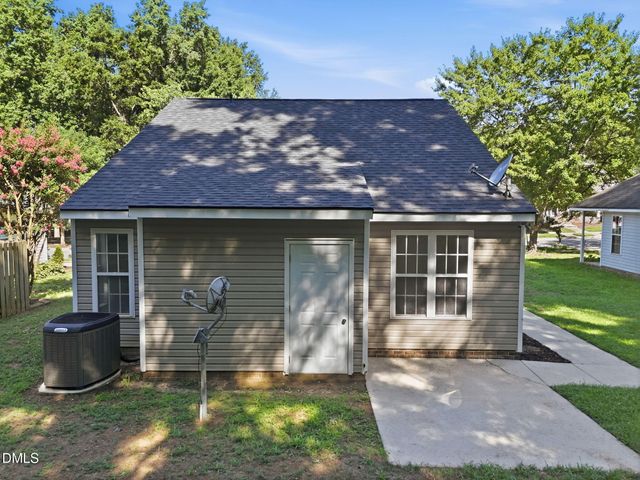 208 Highgate Circle, Wake Forest, NC 27587