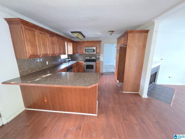 504 BUCKSKIN LANE, Gardendale, AL 35071