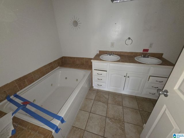 504 BUCKSKIN LANE, Gardendale, AL 35071