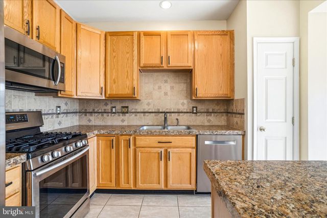 6653 MCGRATH PL, Frederick, MD 21703