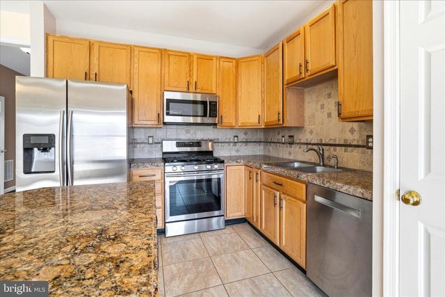 6653 MCGRATH PL, Frederick, MD 21703