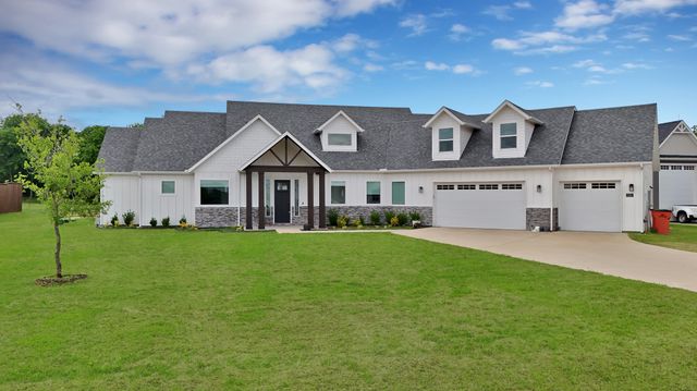 2223 Providence Way, Nevada, TX 75173