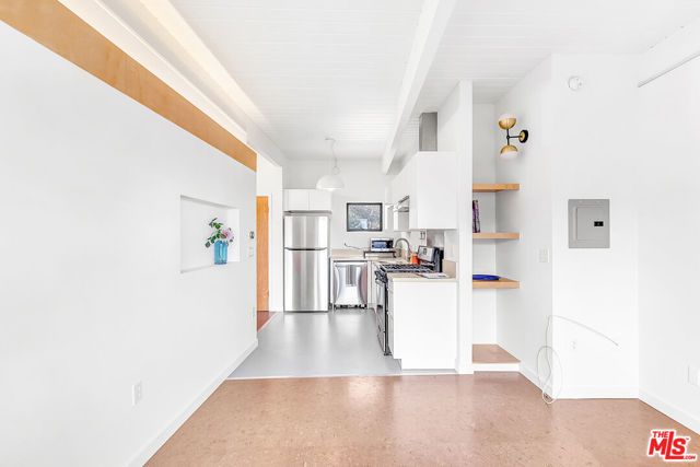 2460 Gower Street, Los Angeles, CA 90068