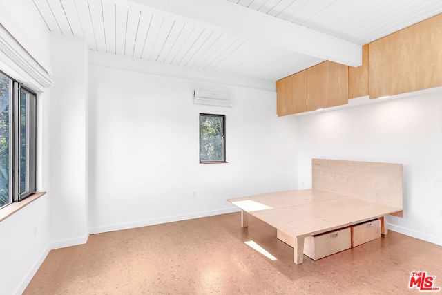 2460 Gower Street, Los Angeles, CA 90068