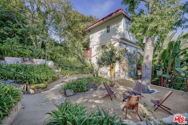 2460 Gower Street, Los Angeles, CA 90068