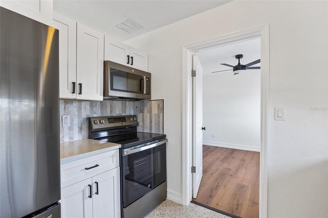 4869 VENETIAN BOULEVARD NE, St Petersburg, FL 33703