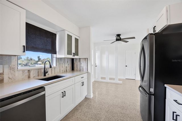 4869 VENETIAN BOULEVARD NE, St Petersburg, FL 33703