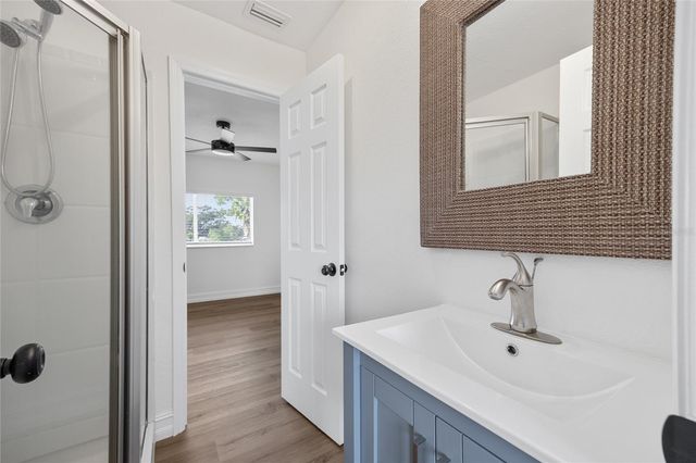 4869 VENETIAN BOULEVARD NE, St Petersburg, FL 33703