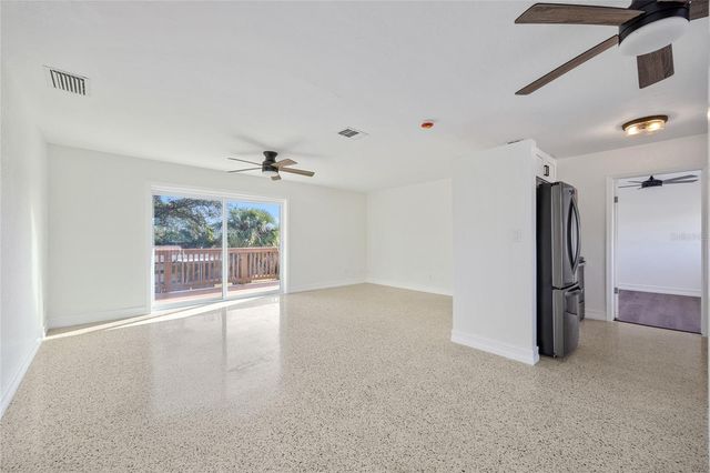 4869 VENETIAN BOULEVARD NE, St Petersburg, FL 33703