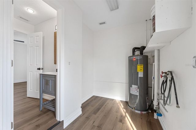 4869 VENETIAN BOULEVARD NE, St Petersburg, FL 33703