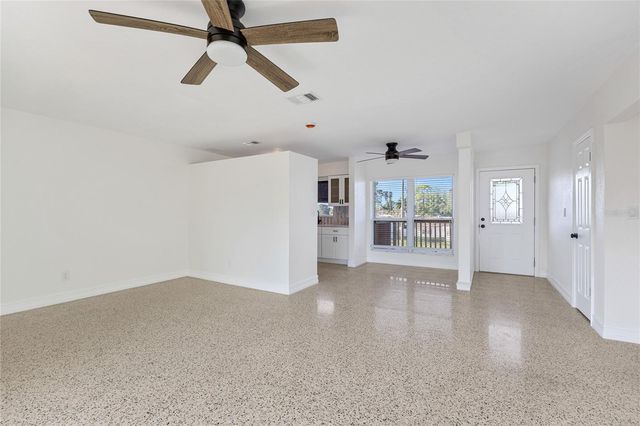 4869 VENETIAN BOULEVARD NE, St Petersburg, FL 33703