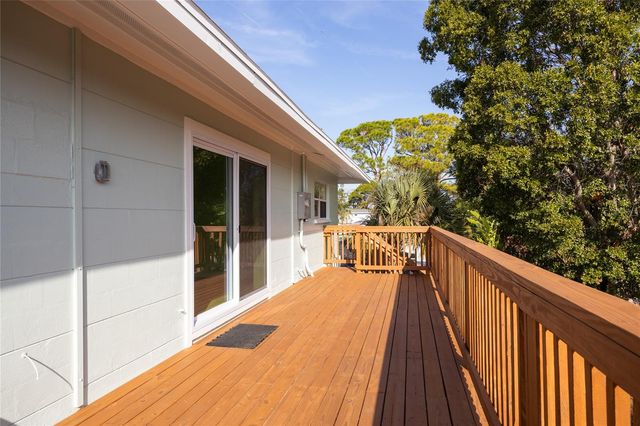 4869 VENETIAN BOULEVARD NE, St Petersburg, FL 33703