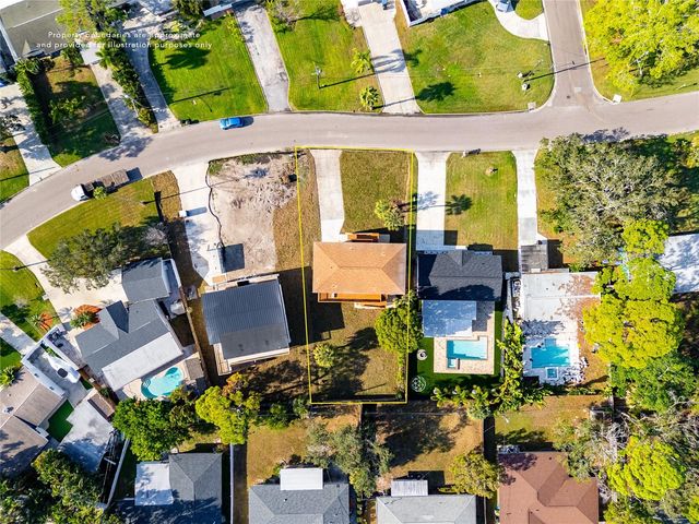 4869 VENETIAN BOULEVARD NE, St Petersburg, FL 33703