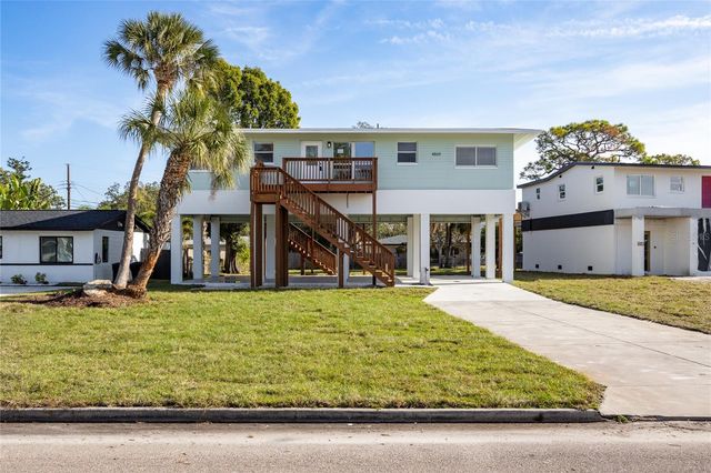 4869 VENETIAN BOULEVARD NE, St Petersburg, FL 33703