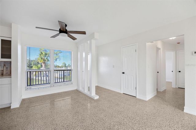 4869 VENETIAN BOULEVARD NE, St Petersburg, FL 33703