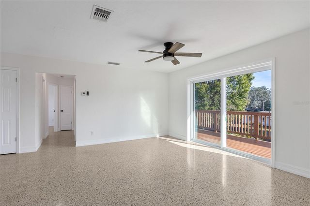 4869 VENETIAN BOULEVARD NE, St Petersburg, FL 33703