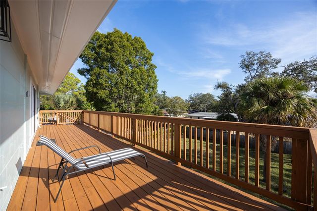 4869 VENETIAN BOULEVARD NE, St Petersburg, FL 33703