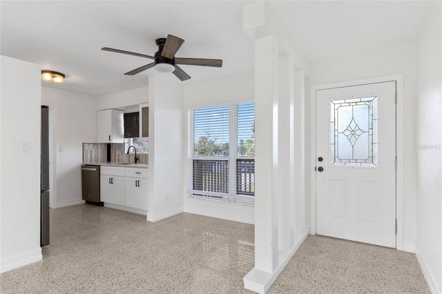 4869 VENETIAN BOULEVARD NE, St Petersburg, FL 33703