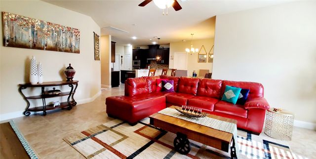 104 Rustic Oak Lane, Mckinney, TX 75072