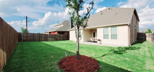 104 Rustic Oak Lane, Mckinney, TX 75072