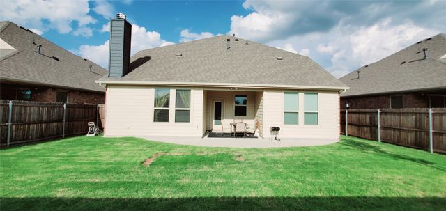 104 Rustic Oak Lane, Mckinney, TX 75072