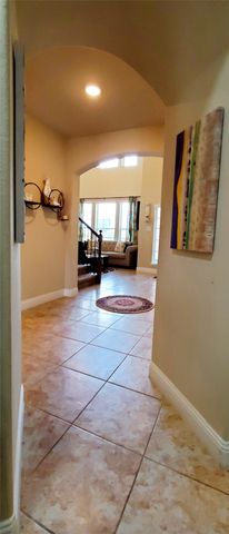 104 Rustic Oak Lane, Mckinney, TX 75072