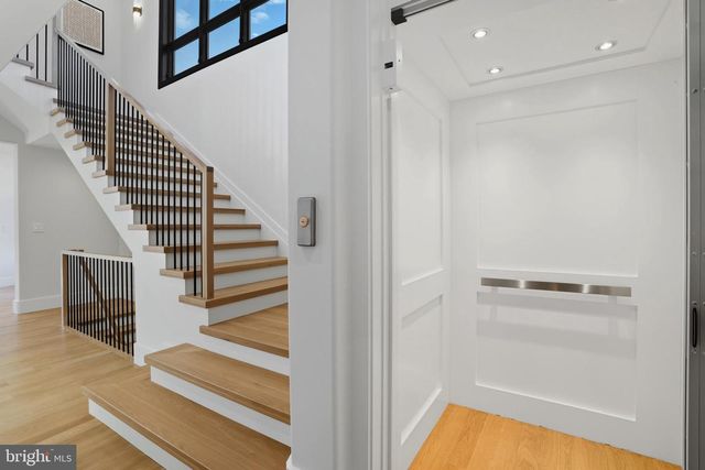 1853 MASSACHUSETTS AVE, Mclean, VA 22101