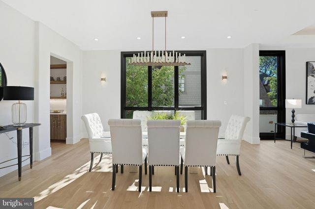 1853 MASSACHUSETTS AVE, Mclean, VA 22101