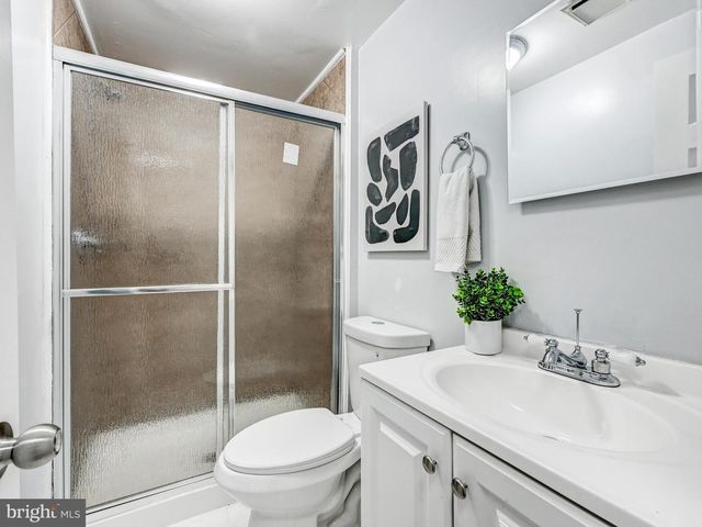 906 SCOTTS HILL DR, Pikesville, MD 21208