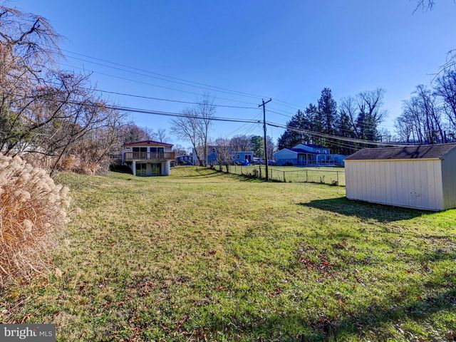 906 SCOTTS HILL DR, Pikesville, MD 21208