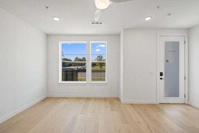 3600 Jetson WAY 3, Austin, TX 78723