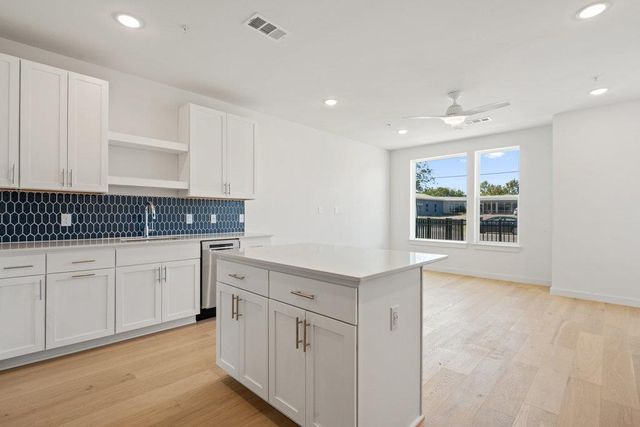 3600 Jetson WAY 3, Austin, TX 78723
