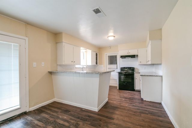5755 Oakham Street, Houston, TX 77085