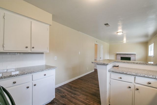 5755 Oakham Street, Houston, TX 77085