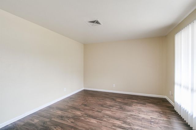 5755 Oakham Street, Houston, TX 77085