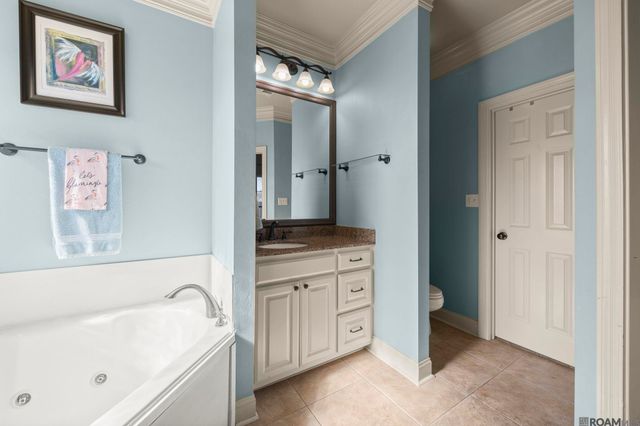 8510 Ormand Dr, Zachary, LA 70791