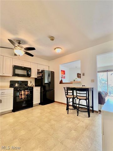 620 Topaz Lane, Brunswick, OH 44212