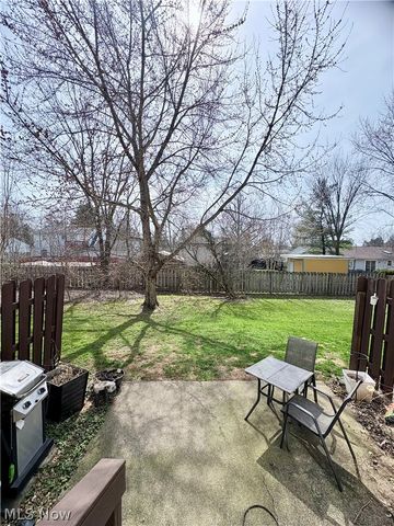 620 Topaz Lane, Brunswick, OH 44212