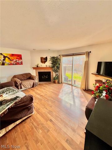 620 Topaz Lane, Brunswick, OH 44212