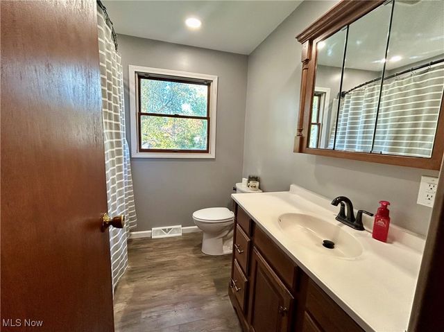 2205 Kimball Court, Akron, OH 44314