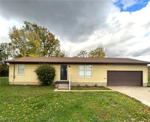 2205 Kimball Court, Akron, OH 44314