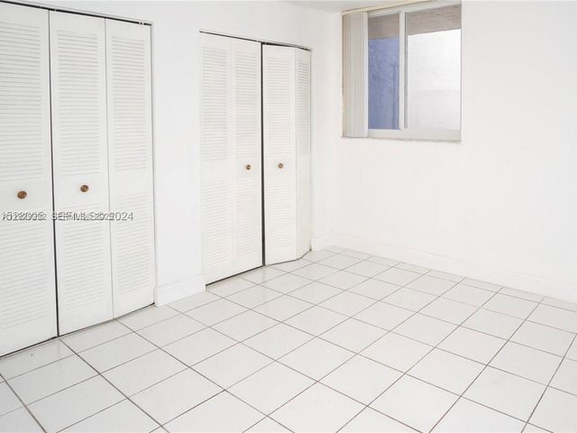 10090 NW 80th Ct 1401, Hialeah Gardens, FL 33016