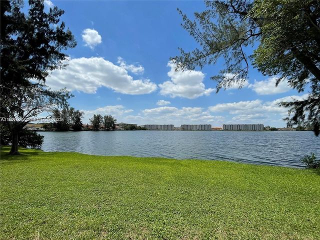 10090 NW 80th Ct 1401, Hialeah Gardens, FL 33016