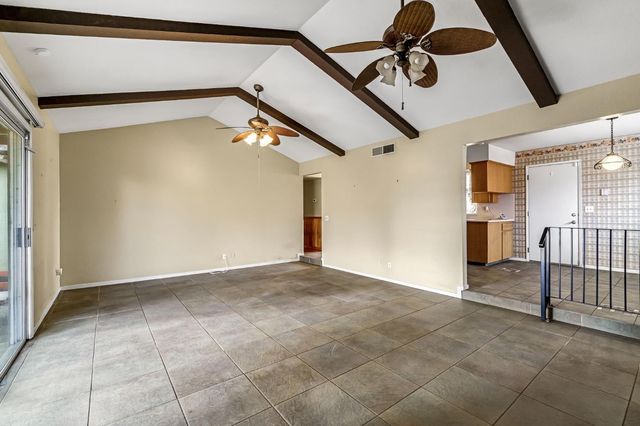 1606 Barstow Avenue, Clovis, CA 93611