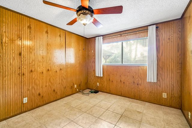 1606 Barstow Avenue, Clovis, CA 93611