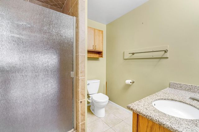 1606 Barstow Avenue, Clovis, CA 93611